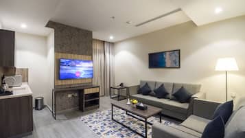 50-centimeters LCD-tv med satellitkanaler, tv