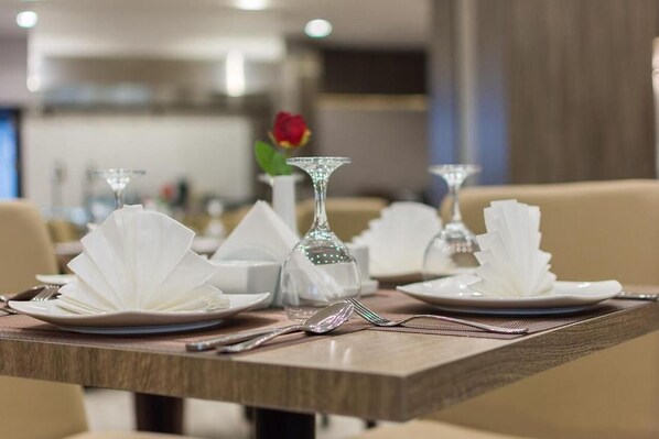 Restaurant - Enala AlKhobar Hotel (Al Khobar)