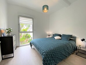 1 bedroom - Modern Apartment with Balcony Near Port in Perros-Guirec (Perros-Guirec)