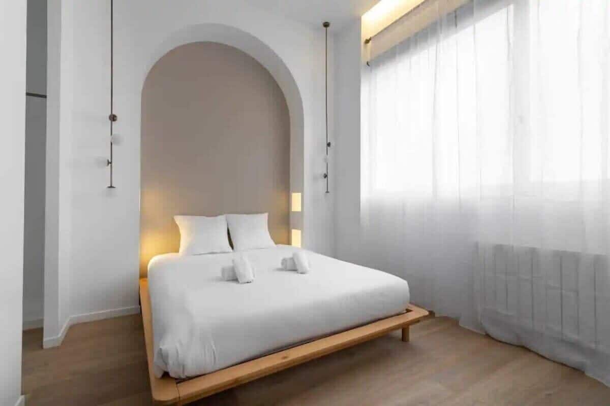 3 bedrooms, desk, iron/ironing board, WiFi