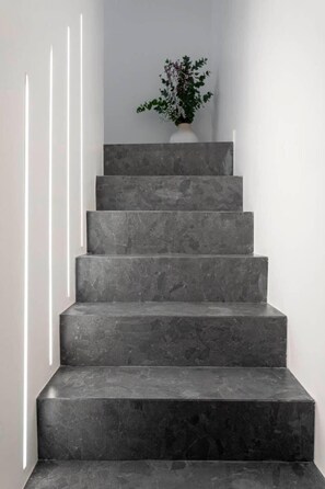 Interior - Tour Eiffel - Champ de Mars Exquisite 3BD 3BTH (Paris)