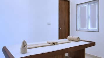 Ayurvedic-behandlinger, massagebehandlinger