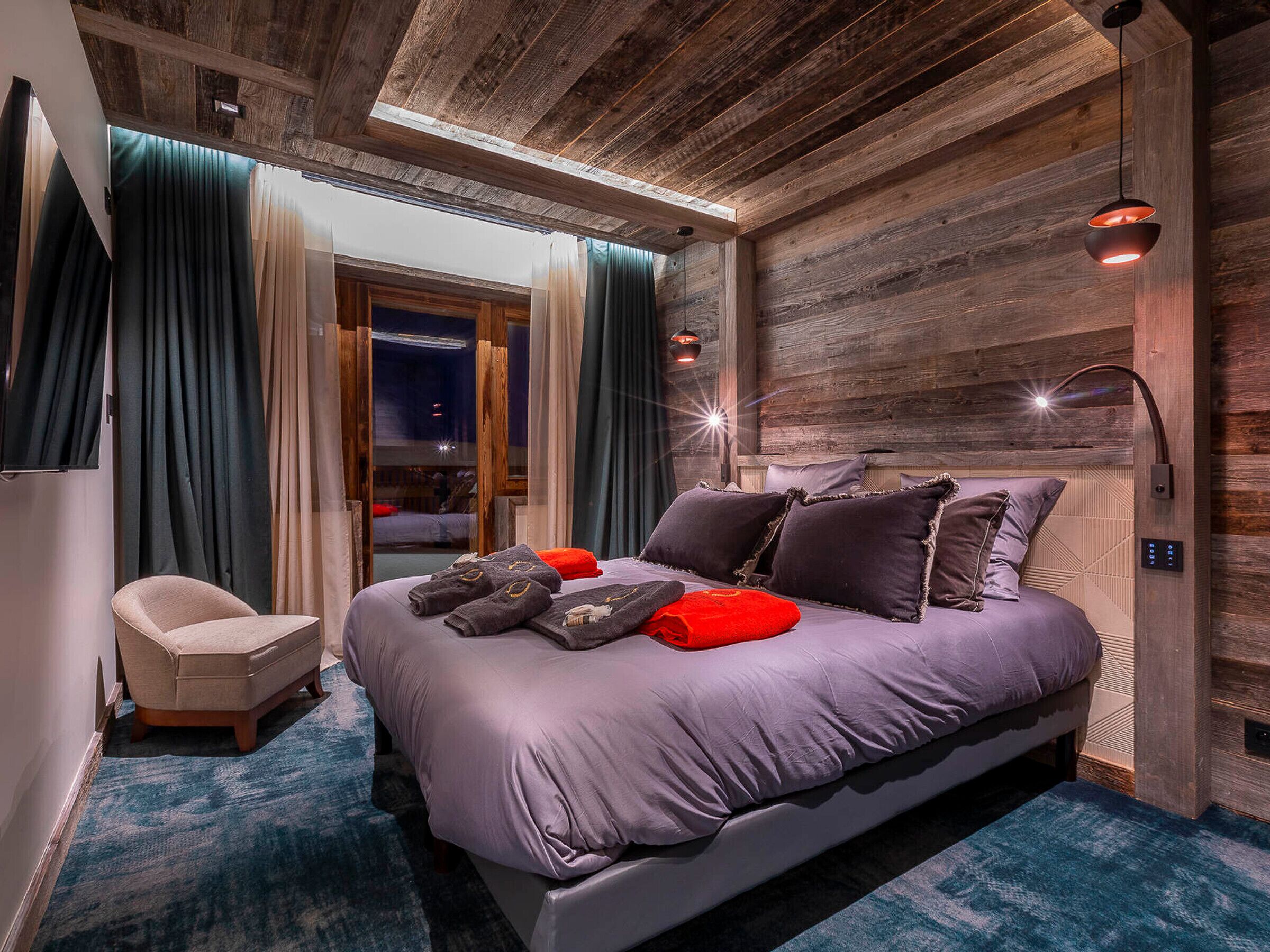 5 chambres, Wi-Fi gratuit, draps fournis