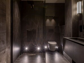 Hair dryer, towels