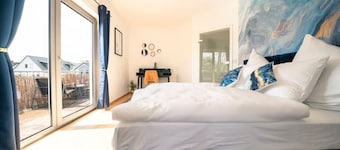 Penthouse-Suite near University