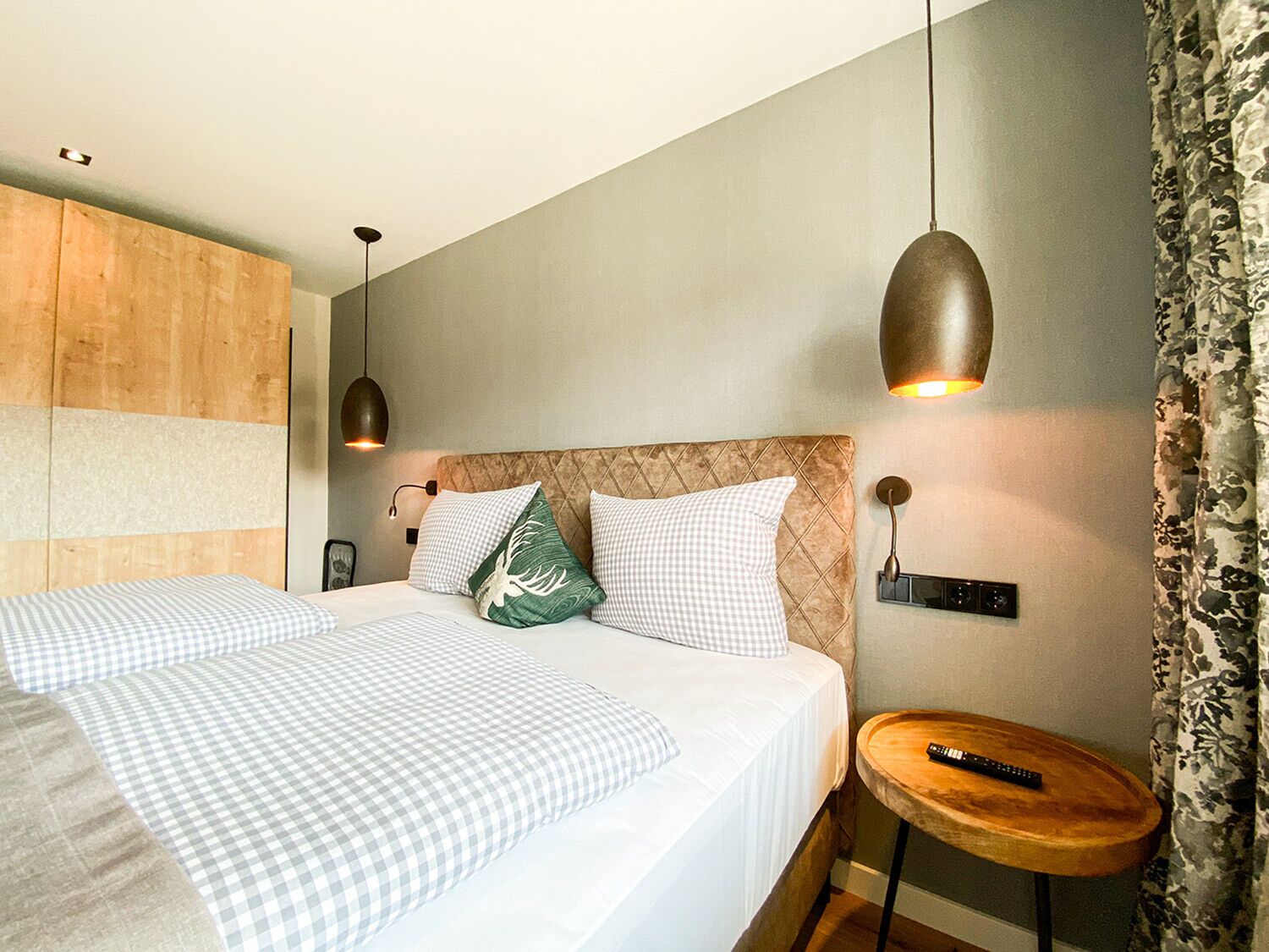 2 bedrooms, desk, free WiFi, bed sheets