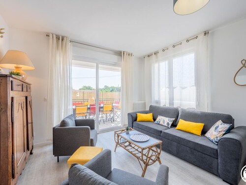 Gîte familial 12 pers. avec jardin clos, proche Paris et sites touristiques, tous services inclus