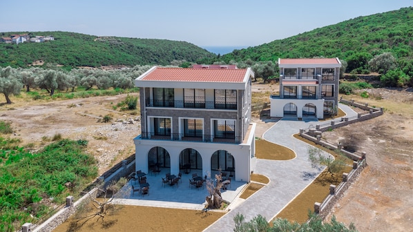 Front of property - Carolea Villas (Ulcinj)