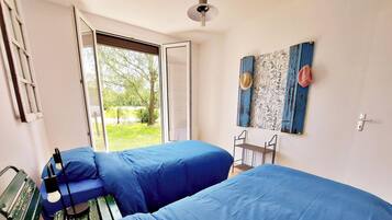 3 soverom, skrivebord og wi-fi (inkludert)