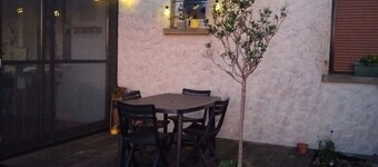 Gemütliches Landhaus mit moderner Einrichtung, Veranda, Babyfoot, und Bauernhofnähe.