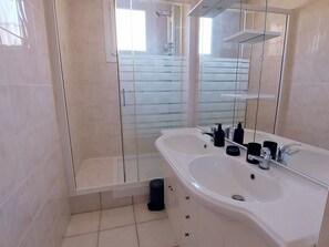 Secadora de cabello y toallas 