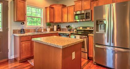 Immerse yourself in the beautiful setting of the tranquil riverside by staying in our 3BR 2Bath home