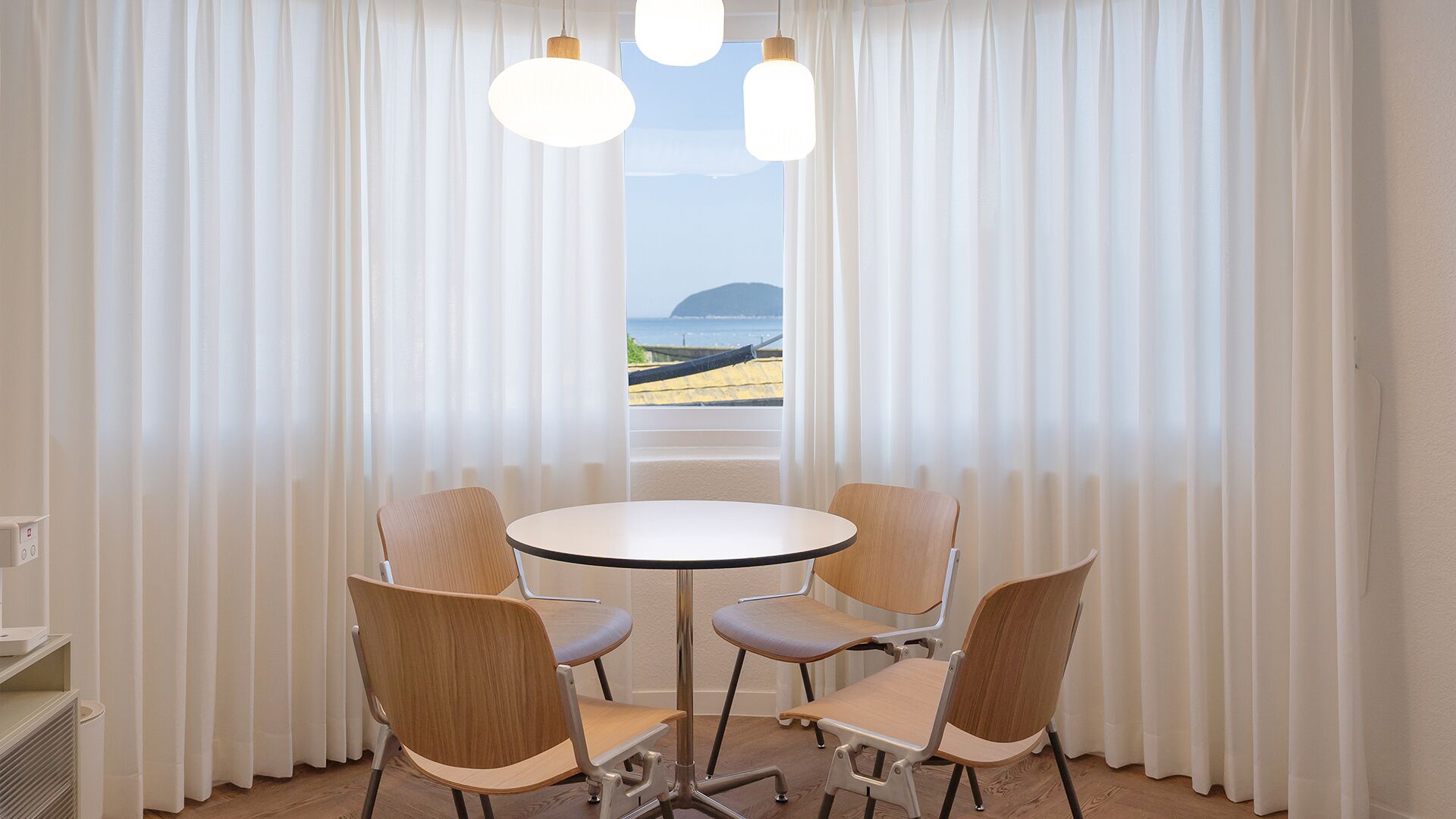 Chambre « Premier » avec lits jumeaux | Vue sur la ville