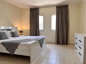 1 bedroom, iron/ironing board, WiFi, bed sheets - Value for your money (Dubai)