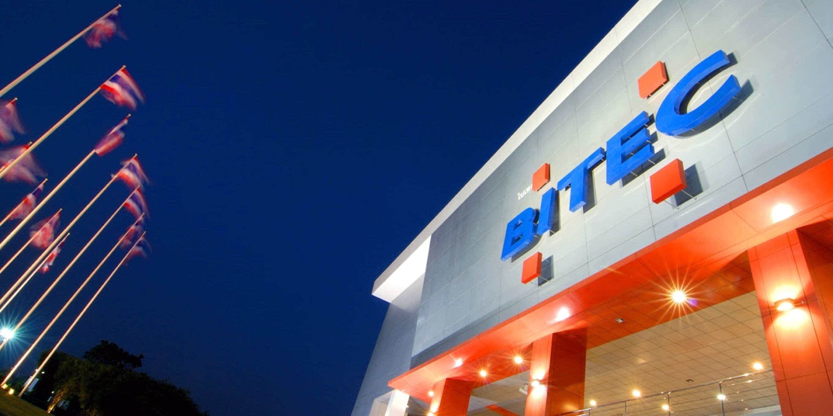 Foto - Lumen Bangkok Udomsuk Station