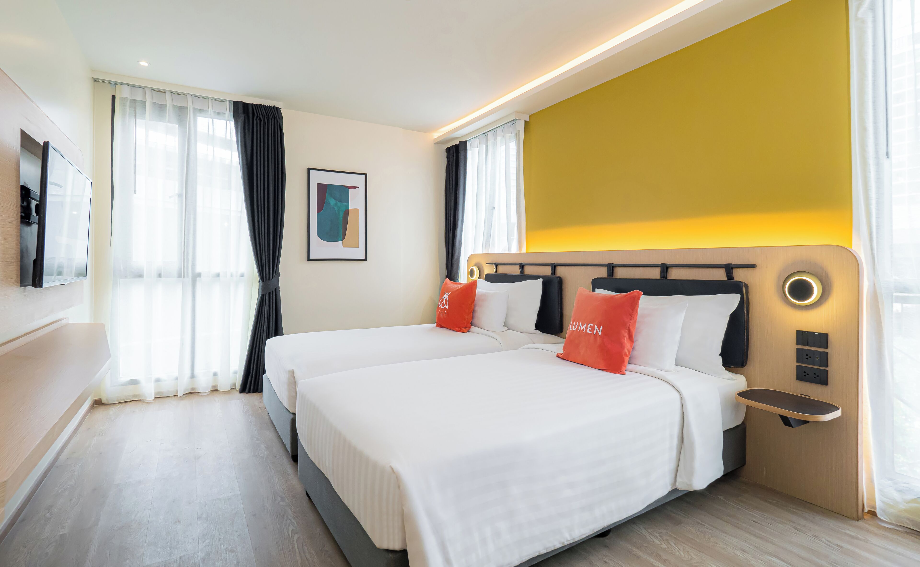 Foto - Lumen Bangkok Udomsuk Station