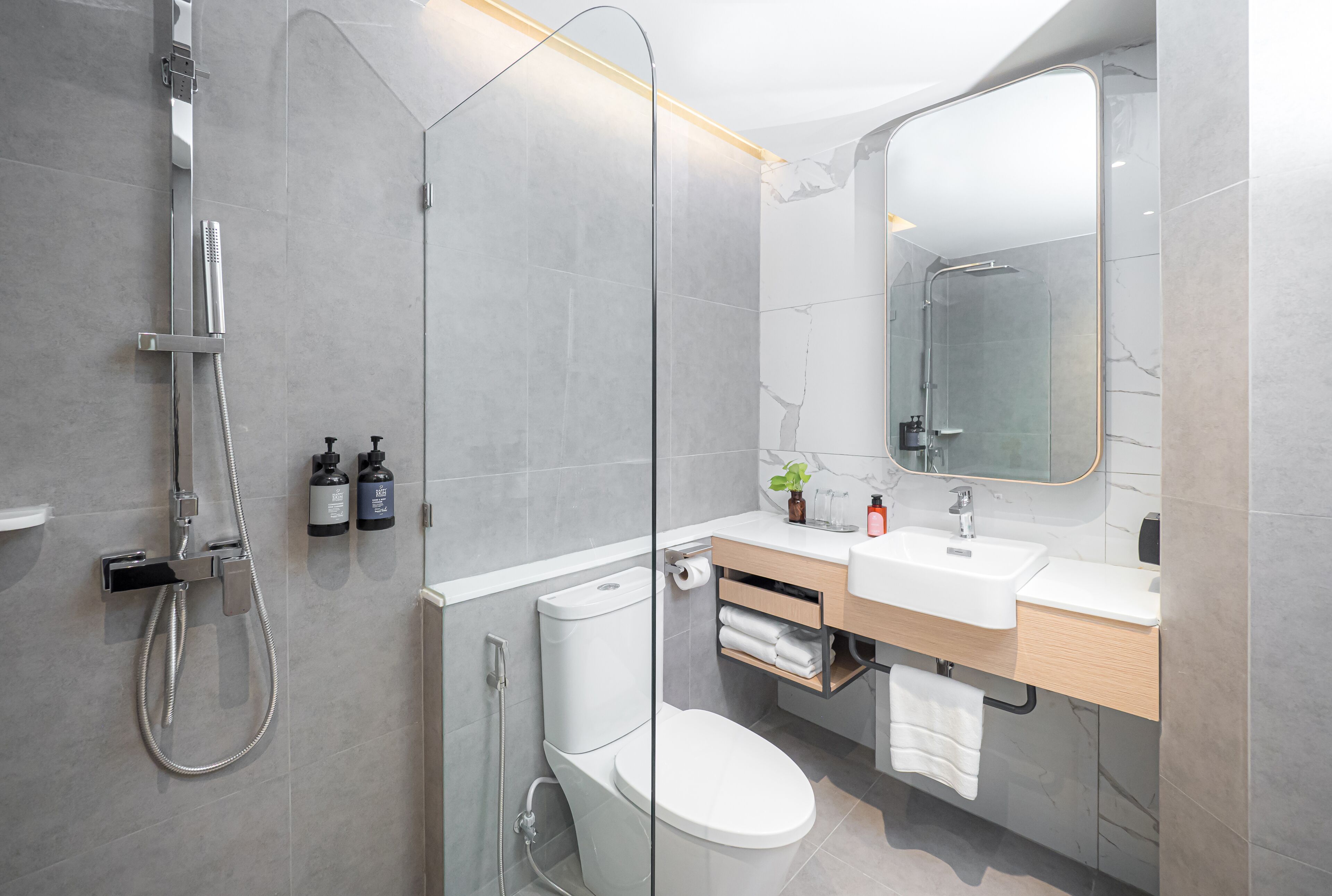 Foto - Lumen Bangkok Udomsuk Station