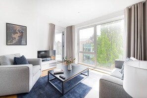 Living area - PBC | One Bedroom Apartment with Balcony JT5 (London)