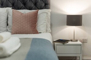 1 bedroom, iron/ironing board, free WiFi