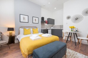 1 bedroom, iron/ironing board, free WiFi, bed sheets