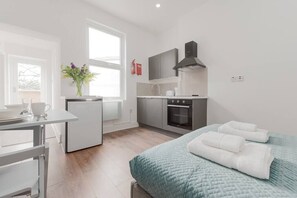 1 bedroom, iron/ironing board, free WiFi, bed sheets