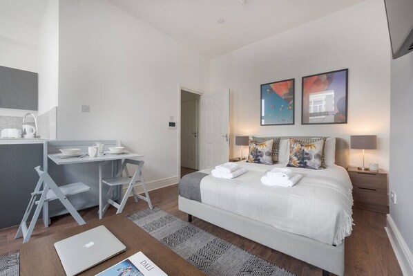 1 bedroom, iron/ironing board, free WiFi, bed sheets
