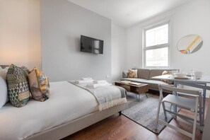 1 bedroom, iron/ironing board, free WiFi, bed sheets