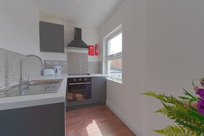 雪櫃、焗爐、爐具、多士爐