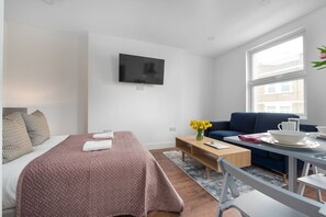 1 bedroom, iron/ironing board, free WiFi, bed sheets