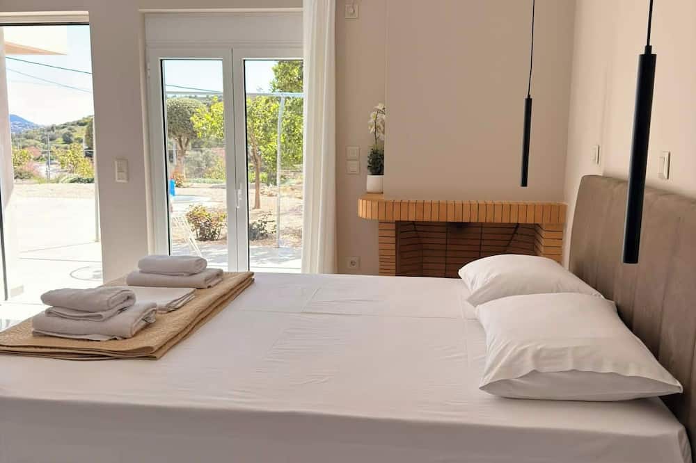 ALLAGIANNIS GROUP APARTMENTS