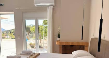 ALLAGIANNIS GROUP APARTMENTS