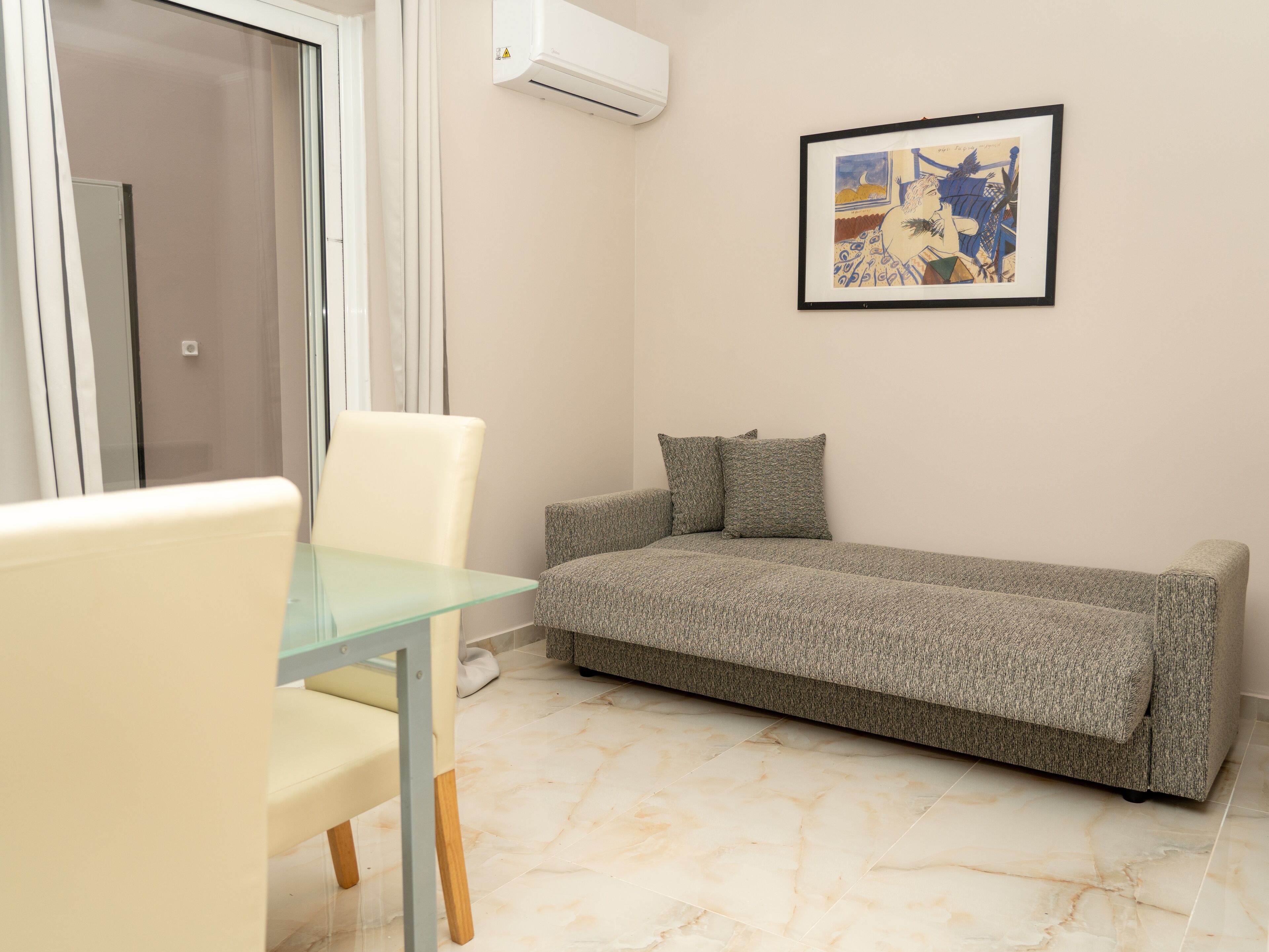 family apartment | blackout curtains, soundproofing, iron/ironing board, free wifi