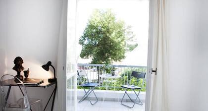 Best Located Executive Apartment in Maroussi