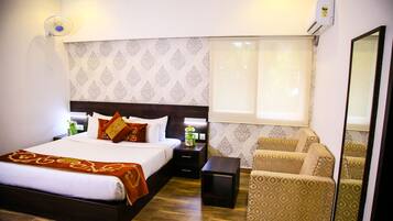 Ropa de cama de alta calidad y muebles diferentes