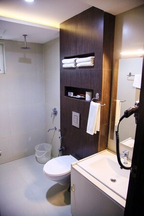 Chambre Double Deluxe | Salle de bain