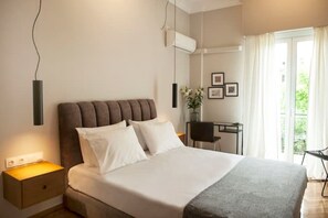 1 bedroom, desk, iron/ironing board, WiFi