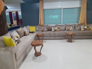 Interior - Belle Ferme Avec Piscine a Débordement , Dans la Nature et le Calme (Berrechid)