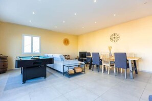 Game room - Maison en Hauteur Avec vue mer à Marseille (Marseille)