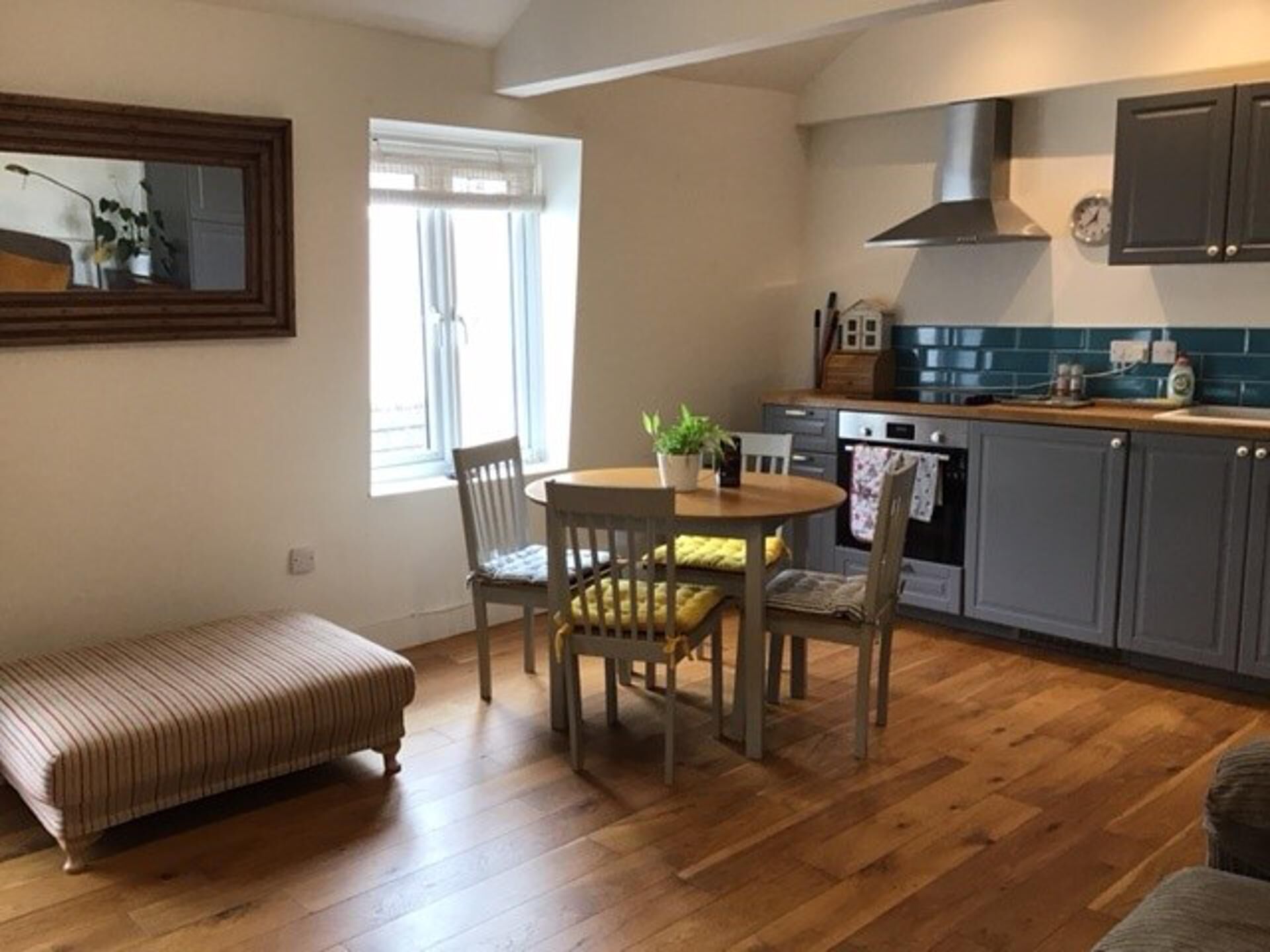Apartment | Private kitchen | Fridge, microwave, oven, stovetop