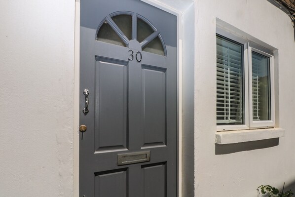 Exterior - The Hideaway (Portsmouth)