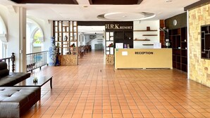 Interior entrance - HRK Resort (Patong)