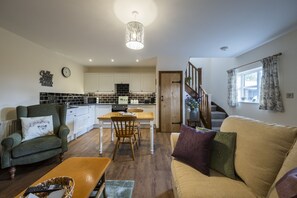 TV - A charming and peaceful, newly renovated barn conversion, located in a beautiful corner of Cheshire; (Cheshire)