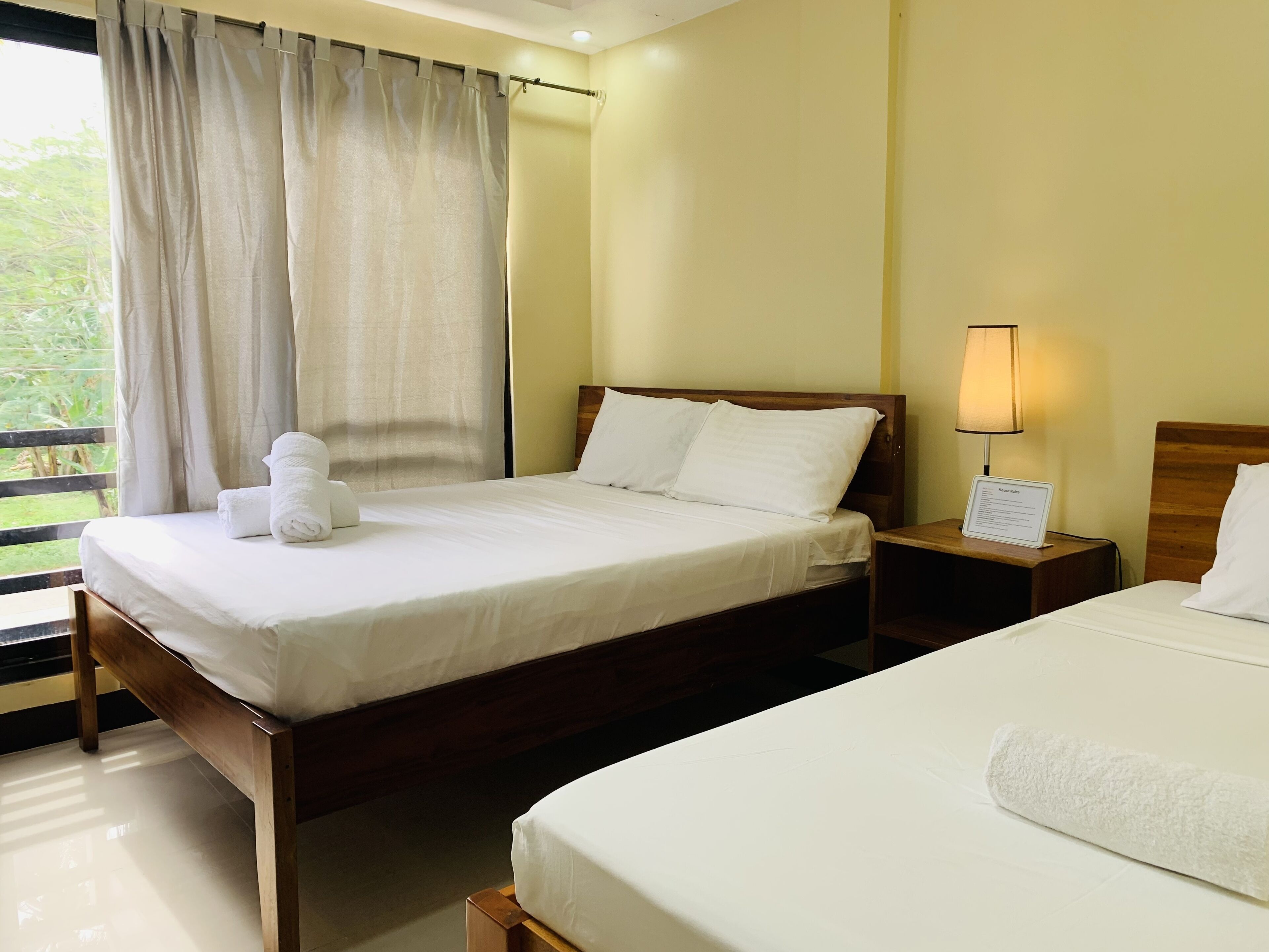 Habitación triple Premier | Wifi gratis y ropa de cama 