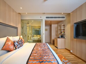 Premium bedding, in-room safe, laptop workspace, blackout curtains - Fortune Inn Heritage Walk Amritsar - Member ITC Hotels' Group (Amritsar)