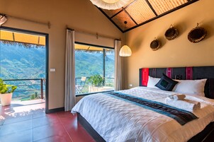 Panoramic Triple Room, Mountain View | Premium bedding, desk, laptop workspace, free WiFi