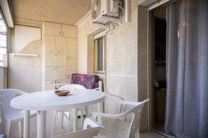 Outdoor dining - Melania Apartamento Centrico CON Piscina (salou)