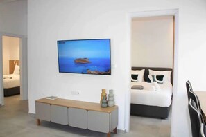 2 Schlafzimmer, Schreibtisch, Bügeleisen/Bügelbrett, WLAN