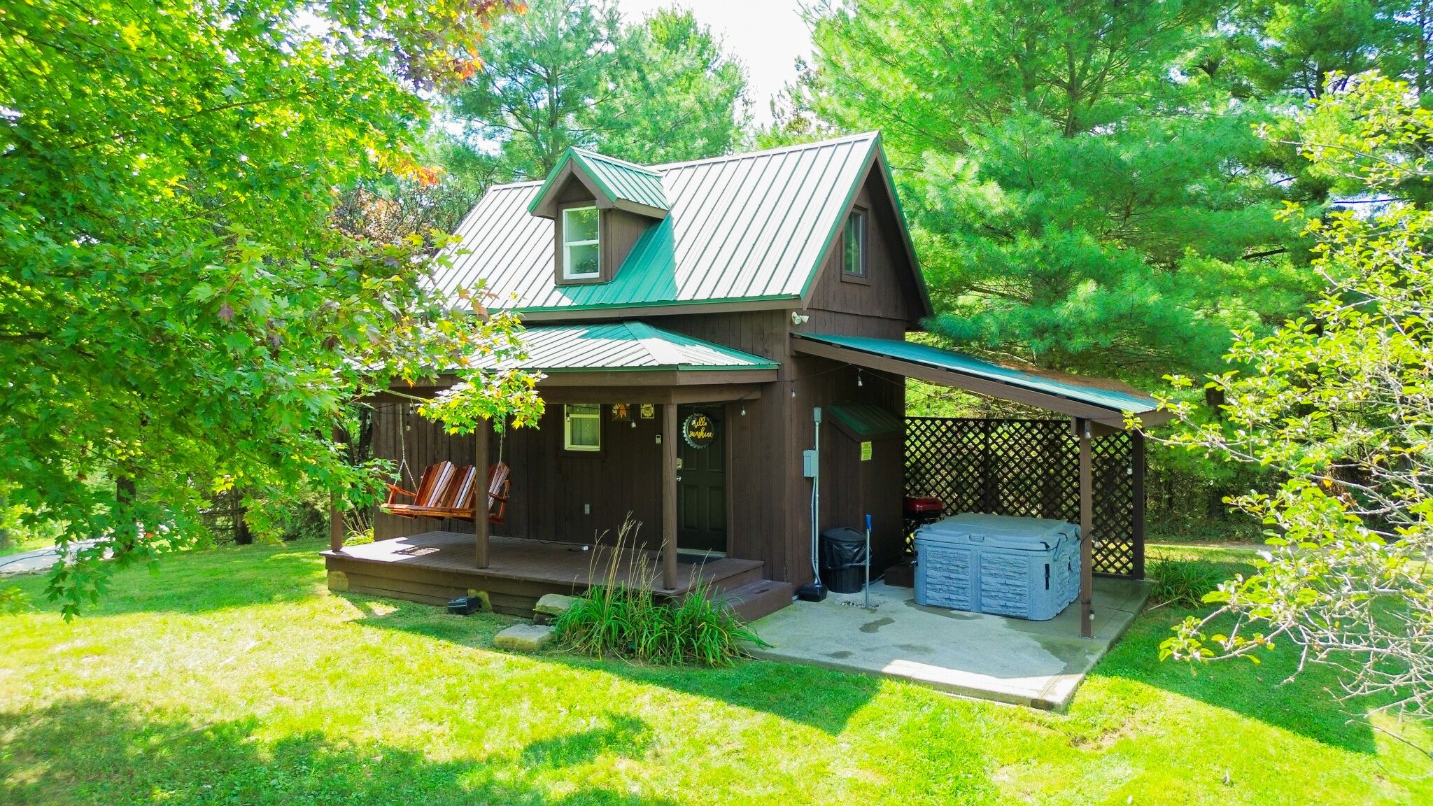 The Love Shack - Hocking Hills