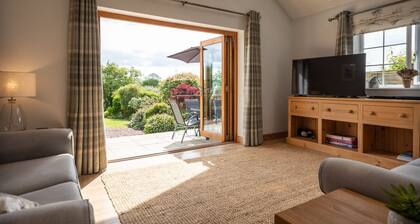 2 bed garden cottage nestled on the edge of Exmoor
