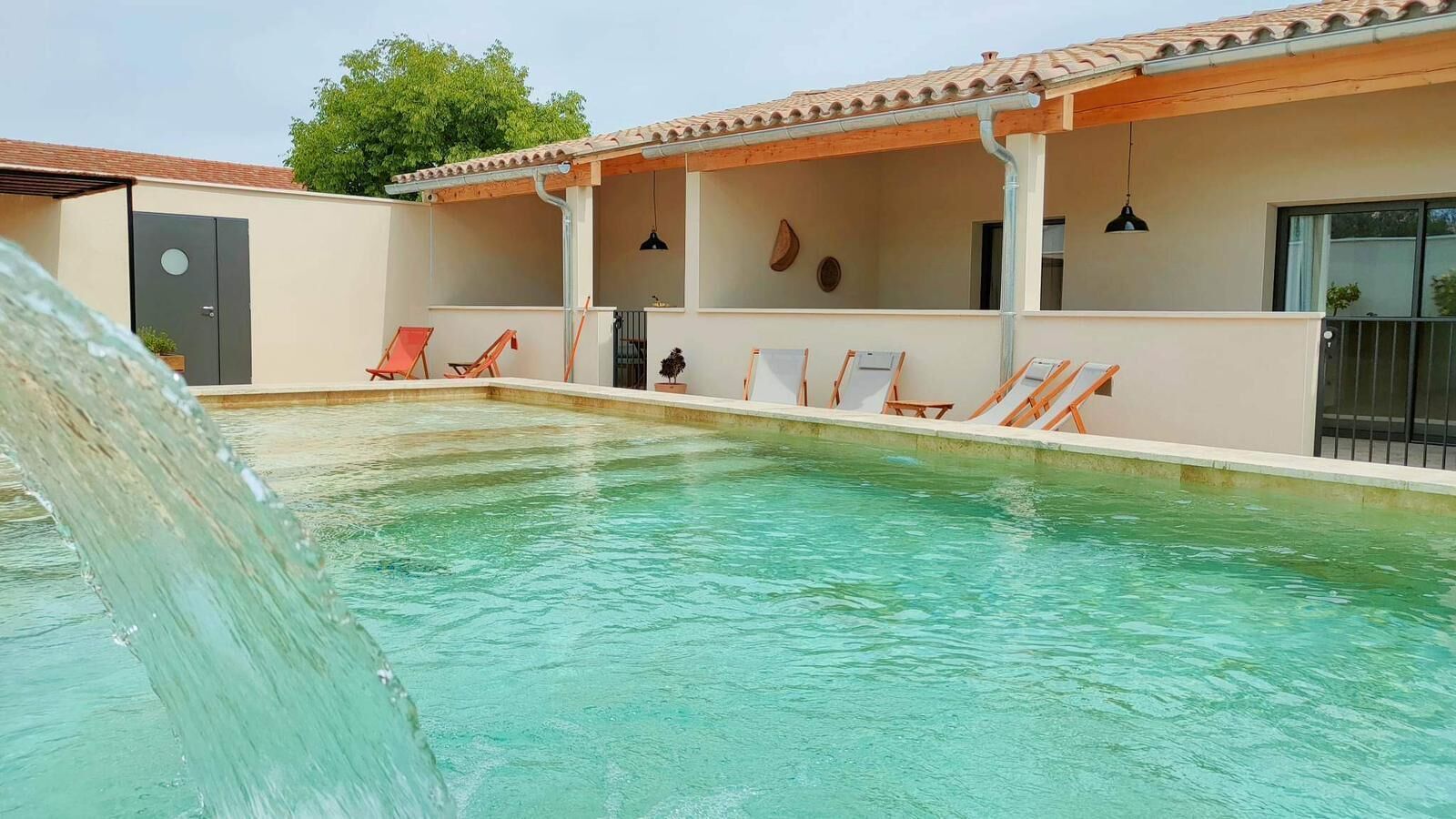 Piscine extérieure, piscine chauffée